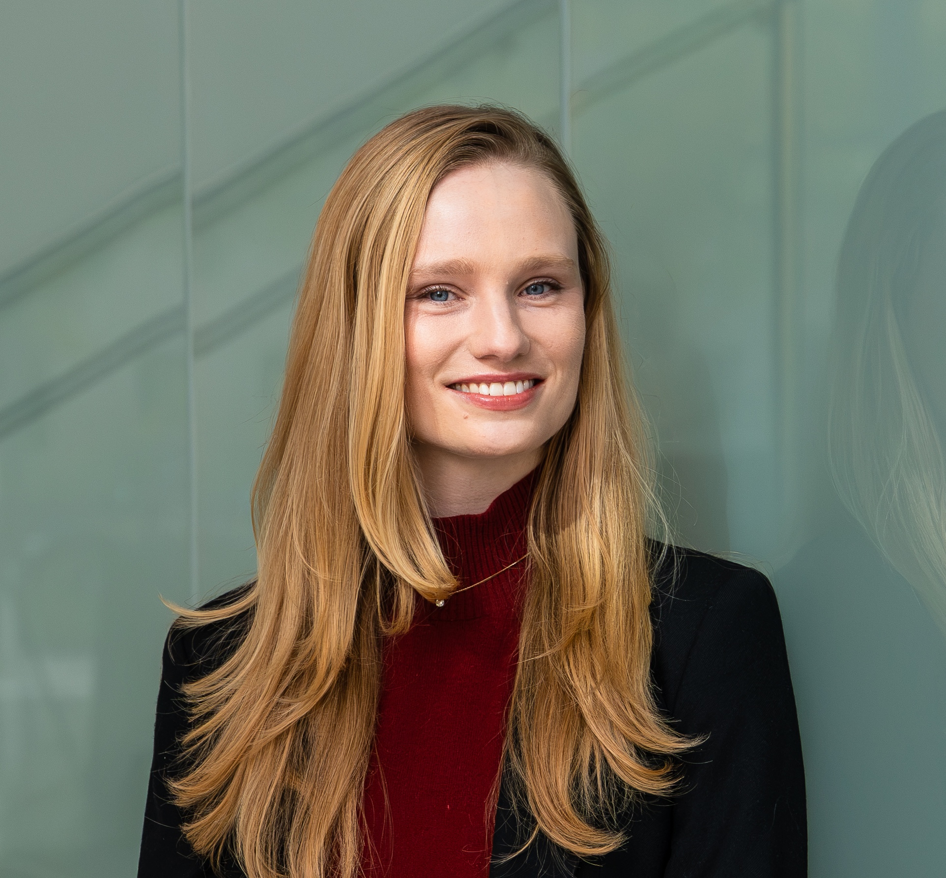 Hope Schroeder headshot